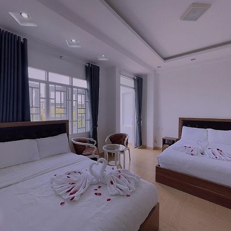 Phuong Vy Hotel Dalat Bagian luar foto