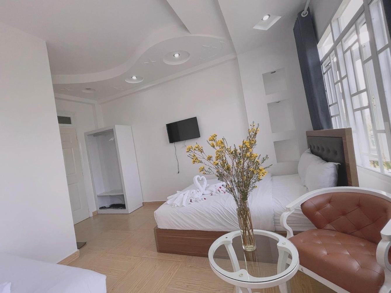 Phuong Vy Hotel Dalat Bagian luar foto