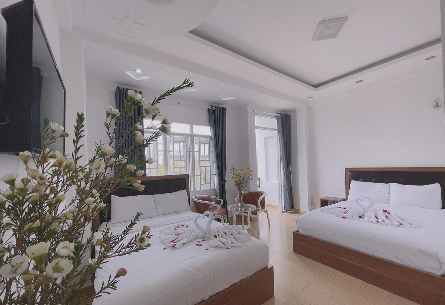 Phuong Vy Hotel Dalat Bagian luar foto