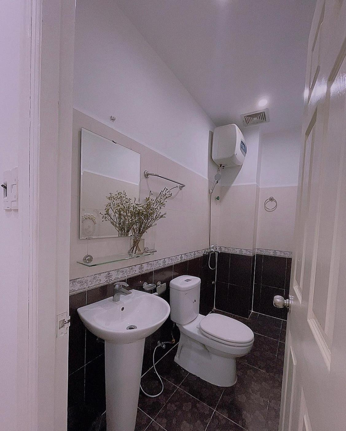 Phuong Vy Hotel Dalat Bagian luar foto
