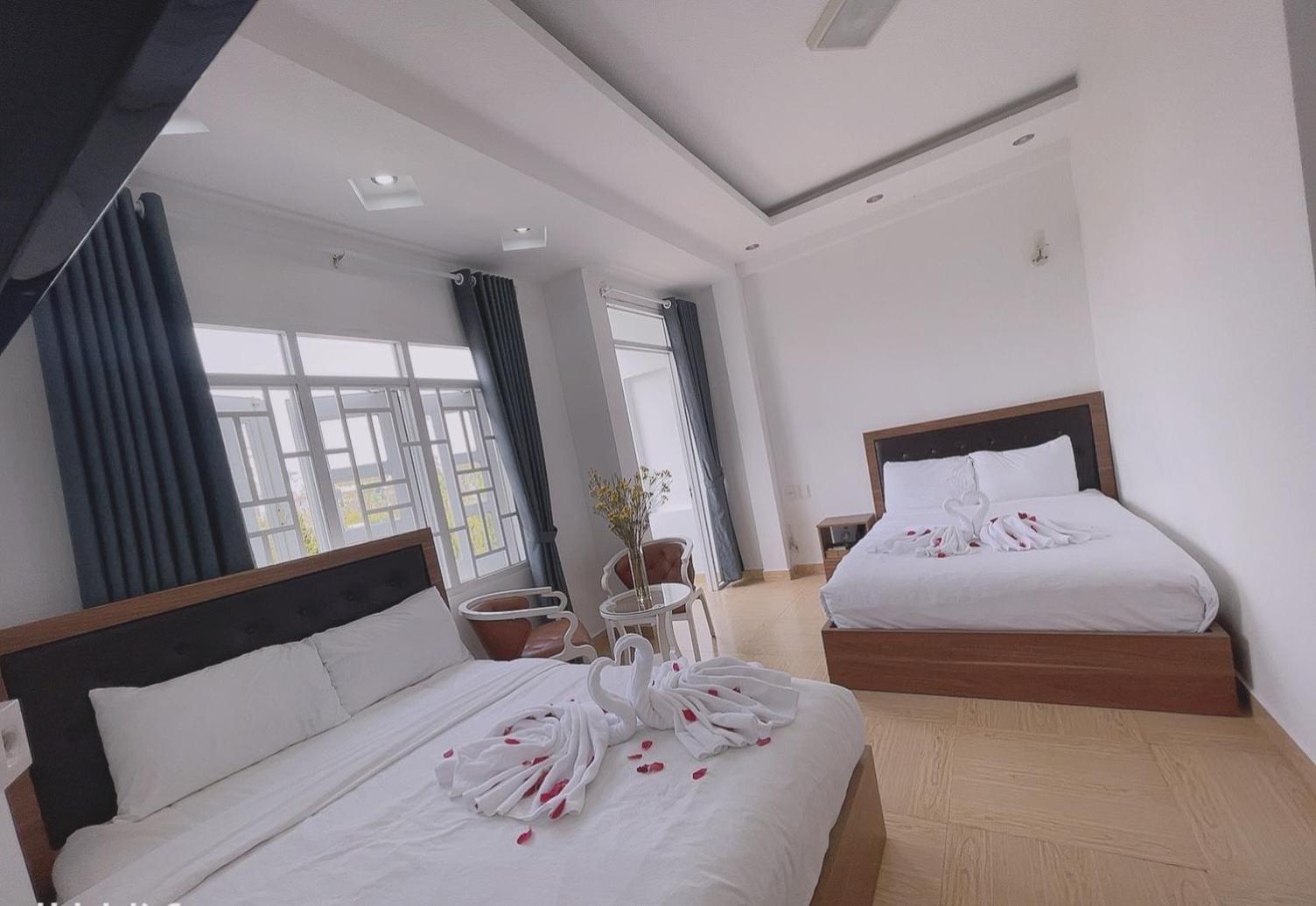 Phuong Vy Hotel Dalat Bagian luar foto